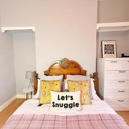 The Racecourse Retreat Holiday home